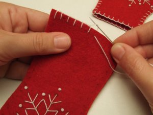 mikuláscsizma és kesztyű filcből