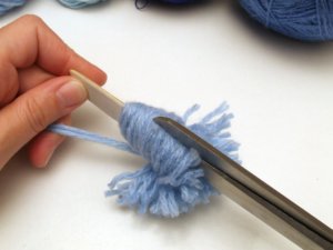 Adventi pompon koszorú