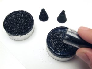 Karácsonyfadísz mécsestartóból