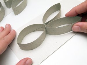 Nyuszik papírgurigából