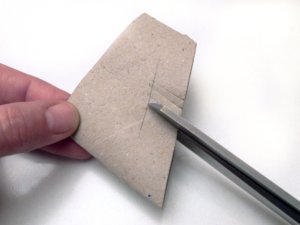 Húsvéti tyúkanyó papírgurigából